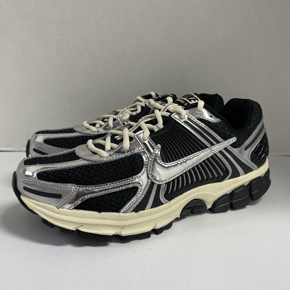 Nike Air Zoom Vomero 5 Black Chrome White IM3486 003 Size 10 Men Mesh Runner